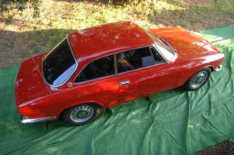 1969 Alfa Romeo 1750 GT Veloce vehicle information